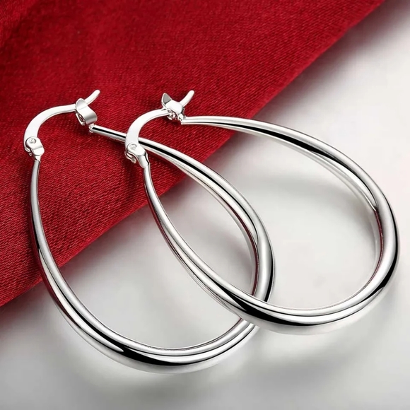BRAND NEW S925 STERLING SILVER OVAL HOOP EARRINGS - Picture 2 of 6